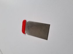 Spatule japonaise 50mm, forme ergonomique, lame en acier trempé avec support en plastique résistant aux acides