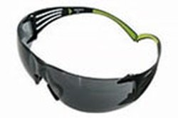 3M SF402AF Secure Fit Schutzbrille, gummierter Nasensteg und Bügel, AS/AF/UV, PC, grau getönt