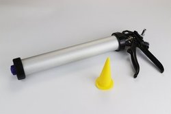 HVS 375 Handdruckpistole für 620ml Alu-Beutel, inkl. gelber Düse